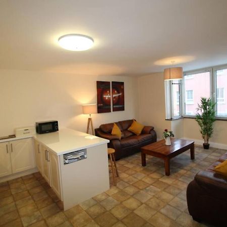 Апартаменти Large 3 Bed, Galway City Centre Екстер'єр фото